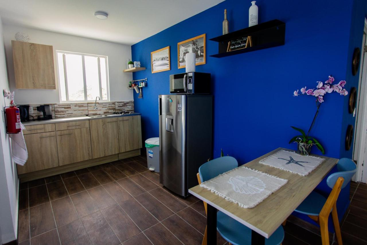 Westpunt Beach Apartments Willemstad Bagian luar foto