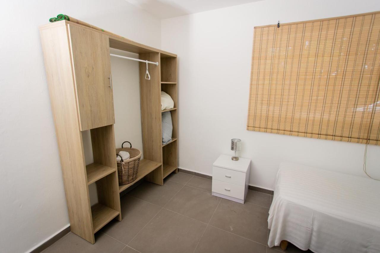 Westpunt Beach Apartments Willemstad Bagian luar foto