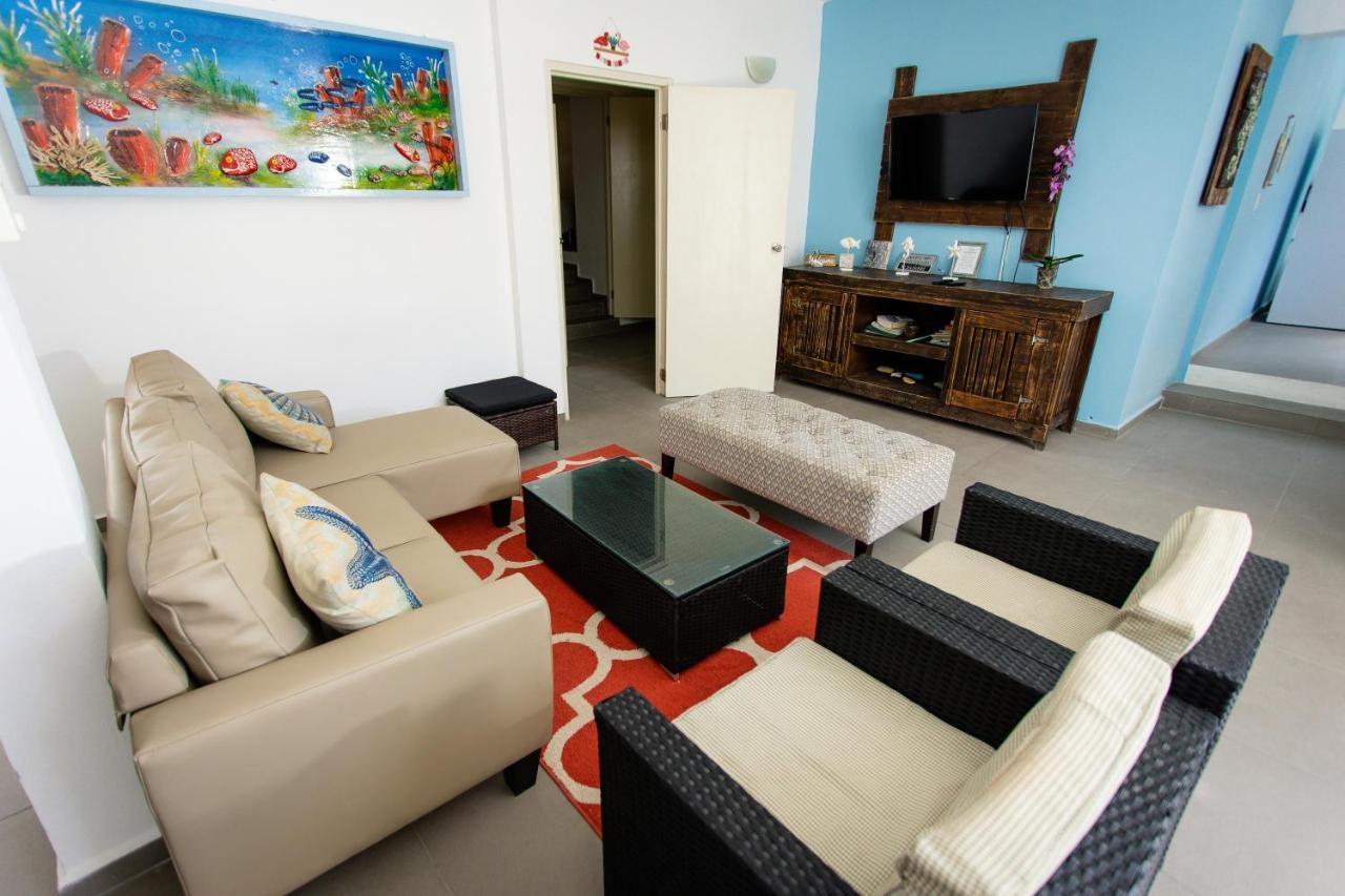 Westpunt Beach Apartments Willemstad Bagian luar foto