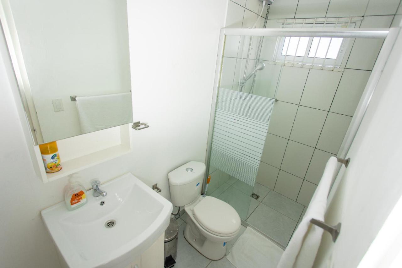 Westpunt Beach Apartments Willemstad Bagian luar foto