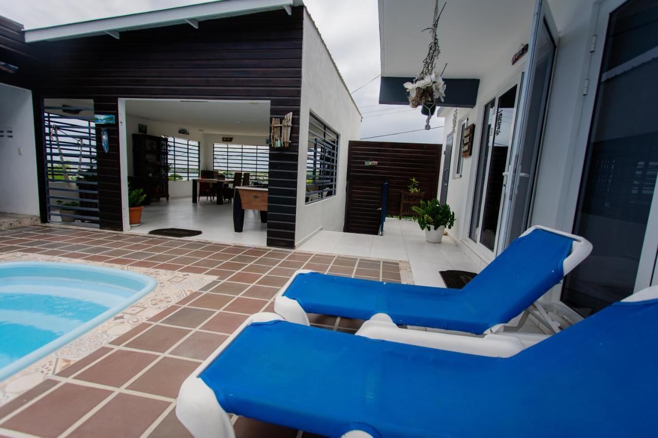 Westpunt Beach Apartments Willemstad Bagian luar foto