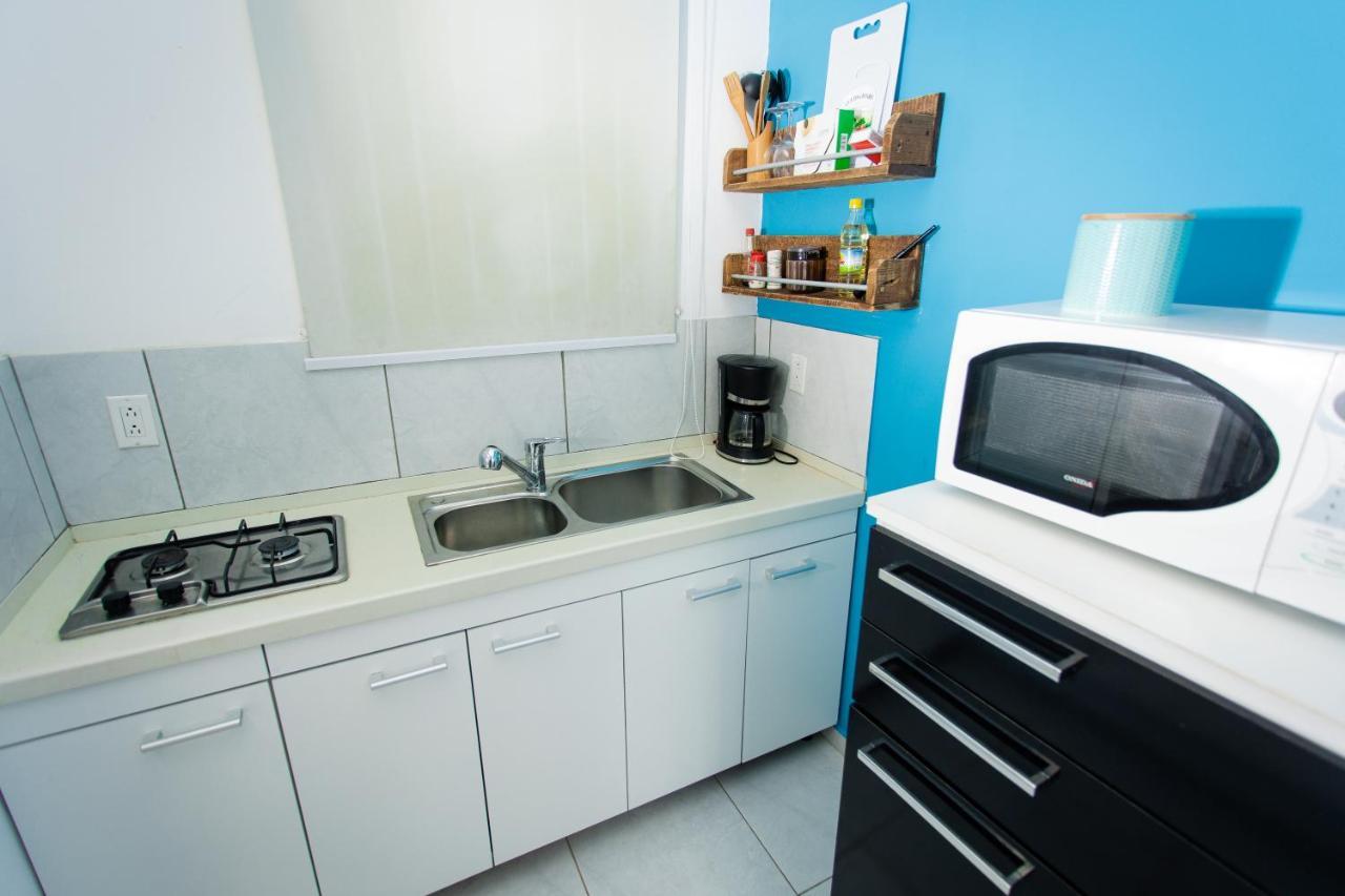 Westpunt Beach Apartments Willemstad Bagian luar foto