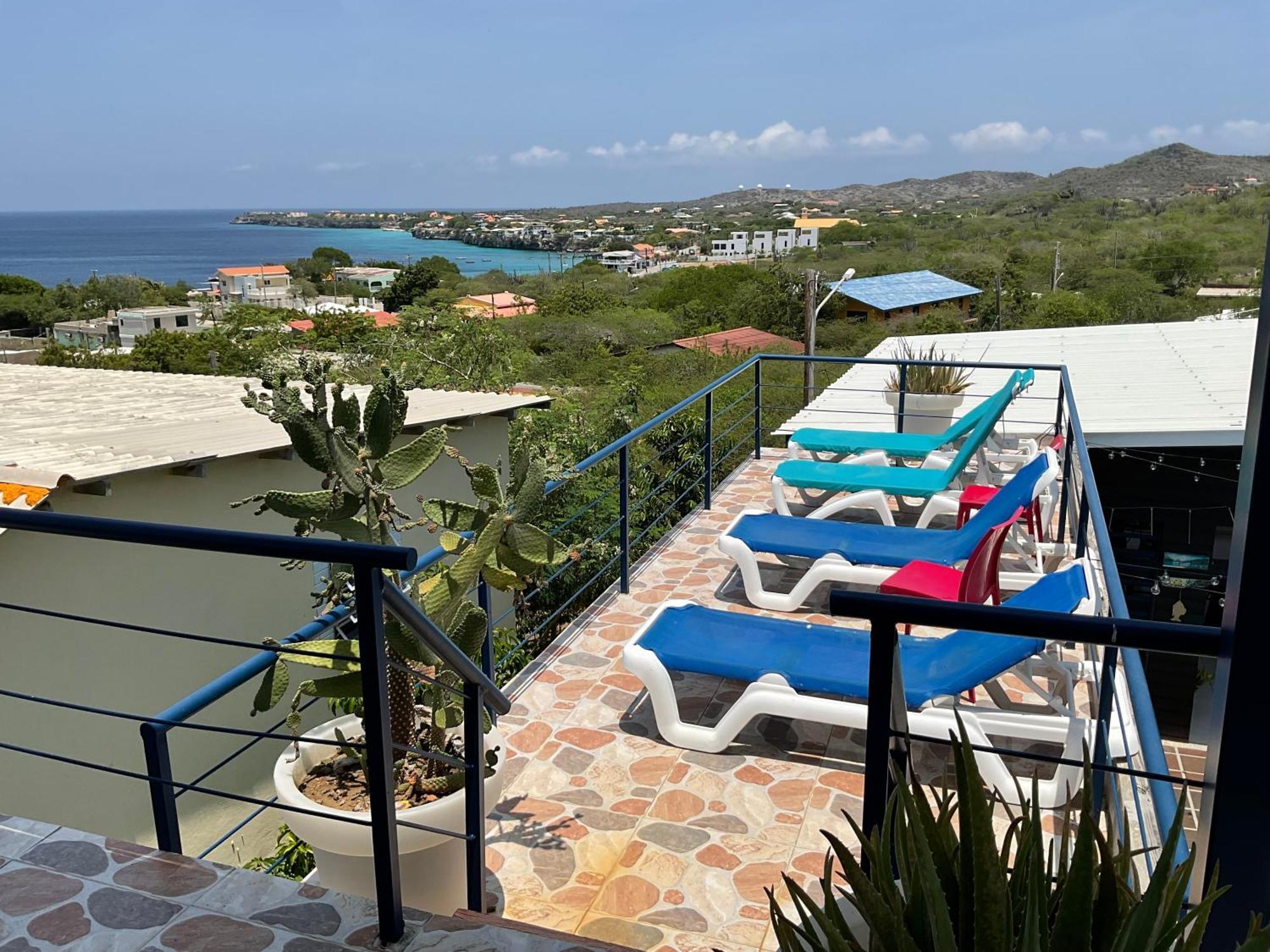 Westpunt Beach Apartments Willemstad Bagian luar foto